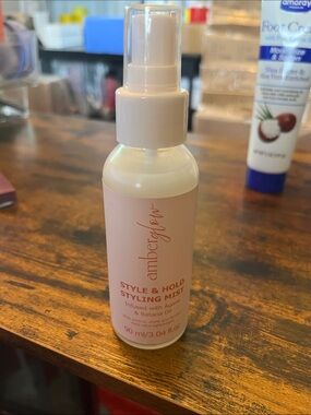 Style & Hold Styling Mist — Pink Nourishing Hair Mist